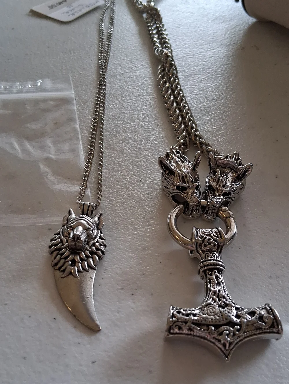 Silver Wolf Head Pendant Necklace for Men